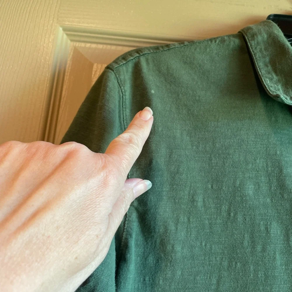 Banana Republic Olive‎ Green Men's Shirt, Size Medium